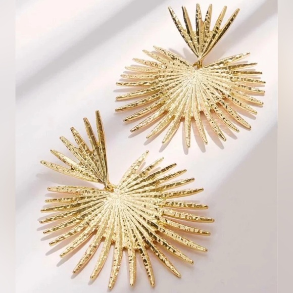 Zara “Radiance” Heart Crown Sunburst Beam Ray Regal Royal Statement Gold Earring - Picture 14 of 14